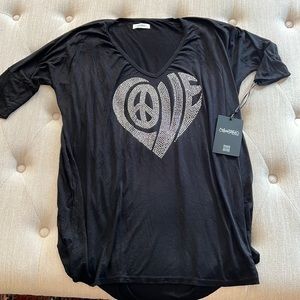 Lauren Moshi Eva love heart top